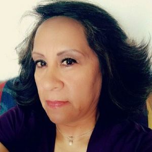 Meet your Posher, Leonor